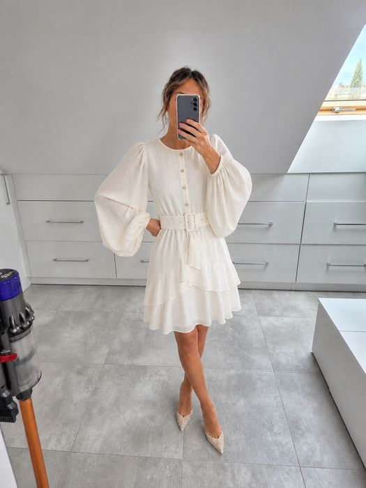 Zwiewna sukienka ecru boho falbany uniwersalna S-XL