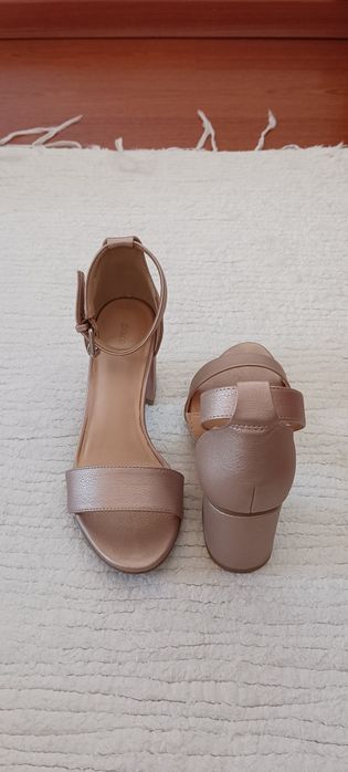 Sapatos salto alto rosa