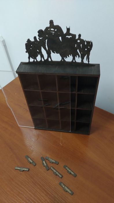 Полка для фігурок DC playmobil Natoons Star Wars lego kinder joy