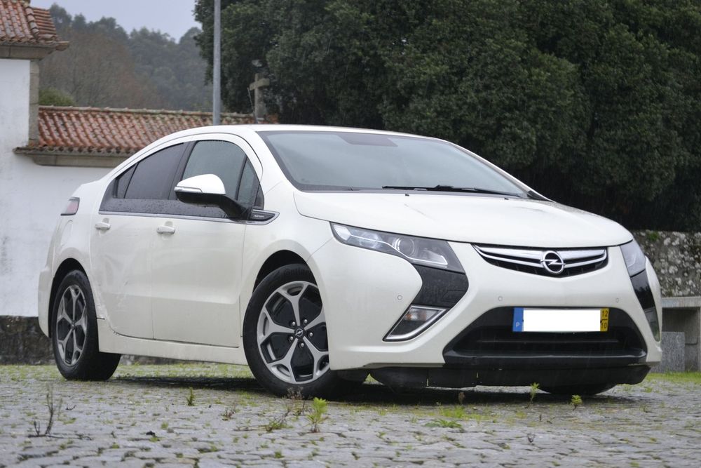 Opel Ampera