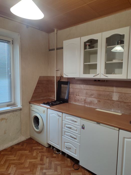 Продам 1 кімнатну квартиру в місті Сміла, район Богдана.