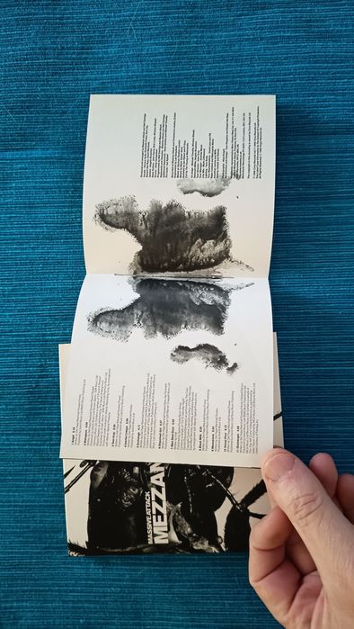 Massive Attack - Mezzanine - CD edition 1998