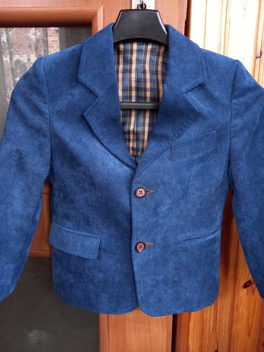 Sprzedam marynarkę chłopięcą