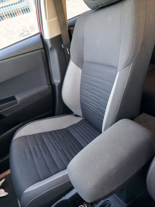 TOYOTA AURIS 2018 (Completo)