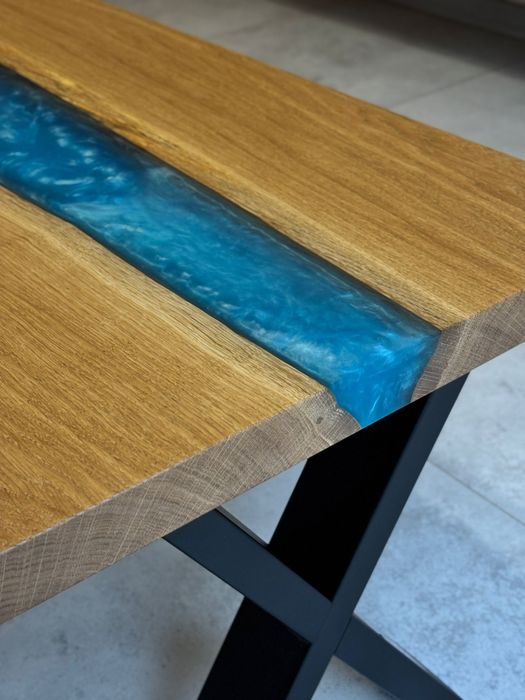 Stolik kawowy z litego drewna