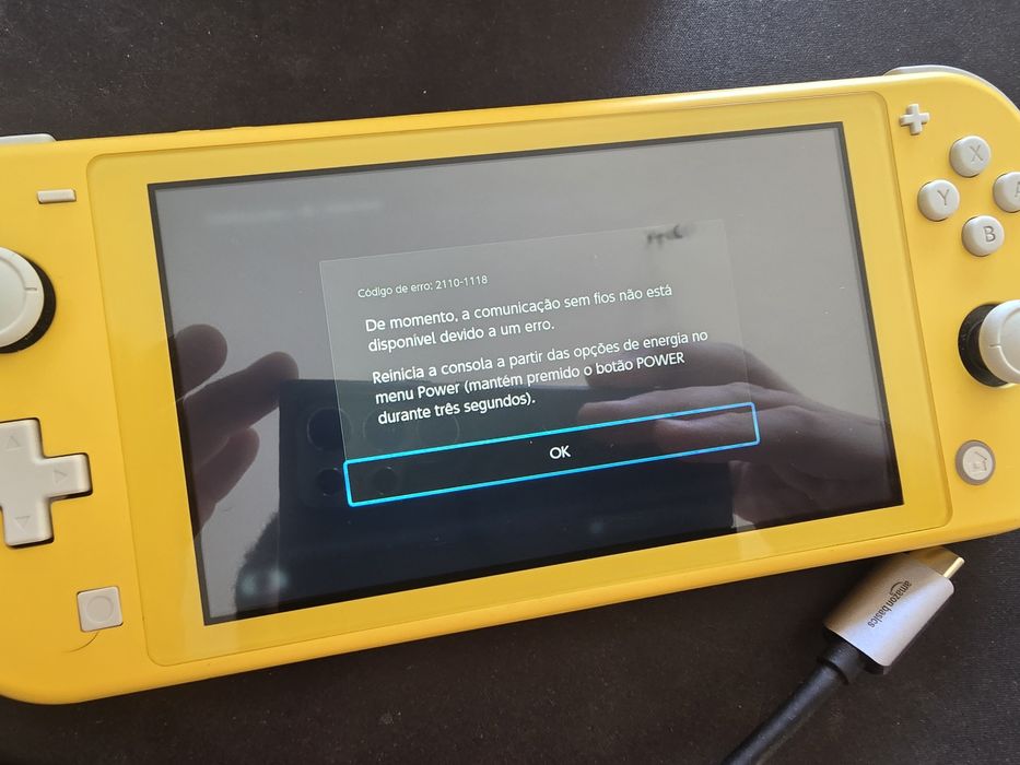 Nintendo switch lite em bom estado mas atenção.