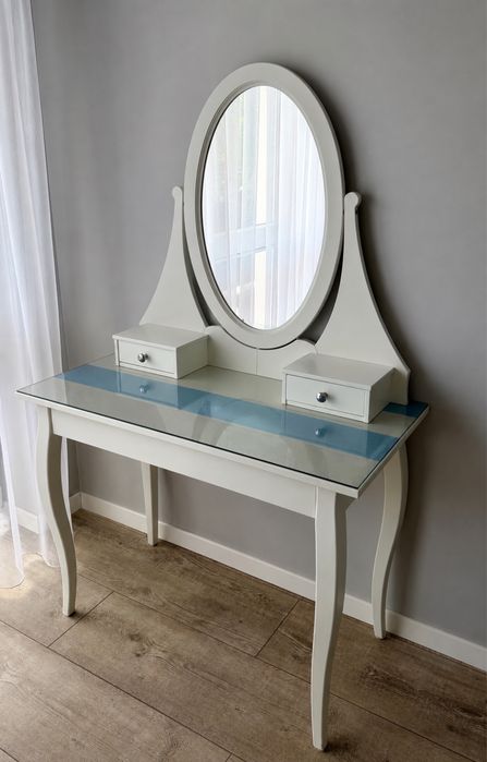 Toaletka Hemnes