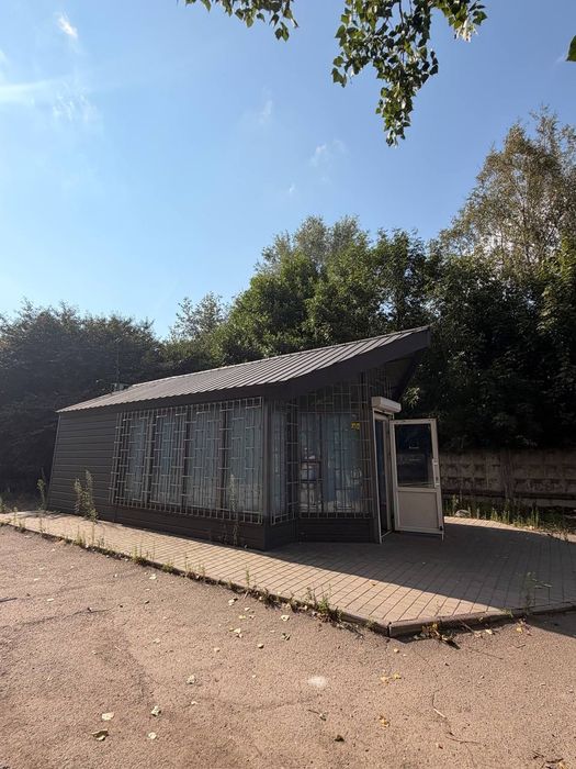 Здам в оренду комерційне приміщення у м. Луцьк, вул. Привокзальна 15/Б