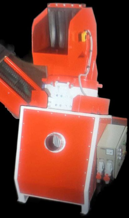 Maszyna do obrabiania kabla r. 2018