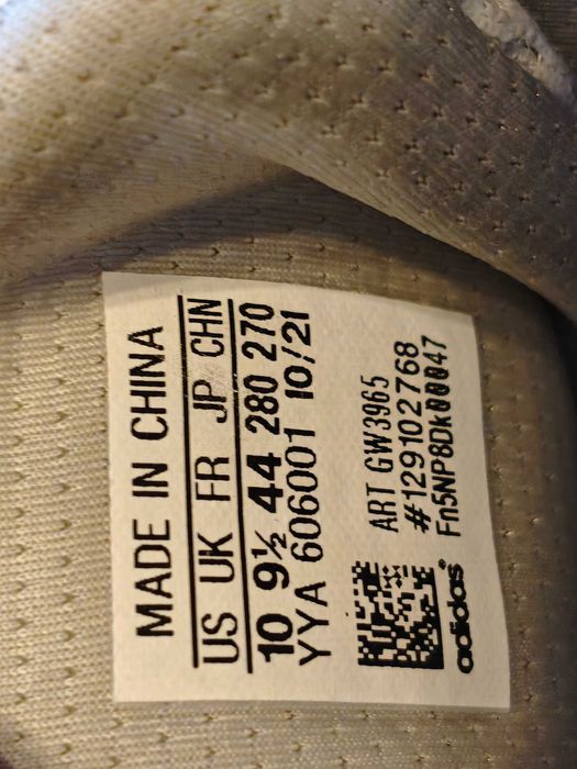 Кроссовки Adidas Adiprene оригинал размер-44 стелька- 28см.