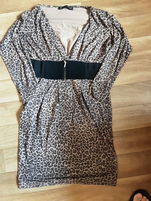 Платье туника новое.