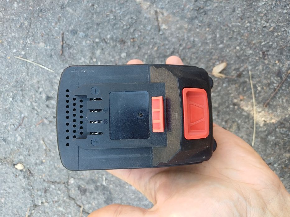 Продам акамуляторну мотофризу