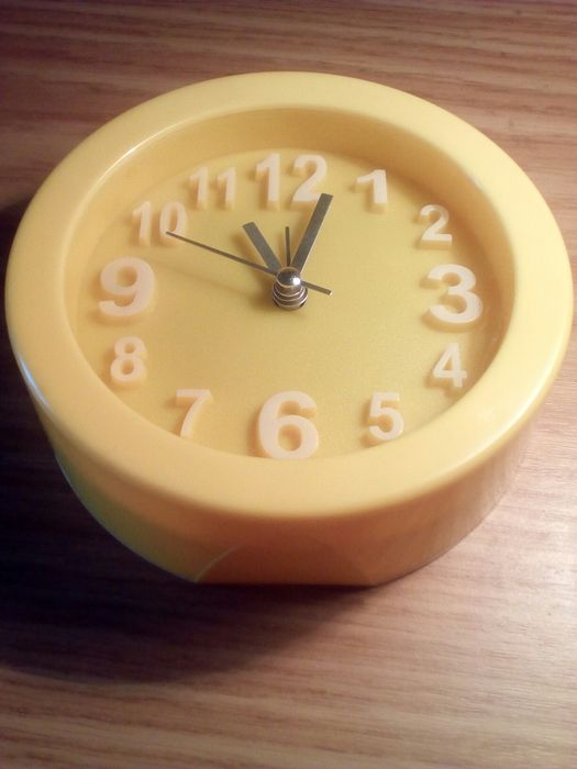 Часы кварц с будильником