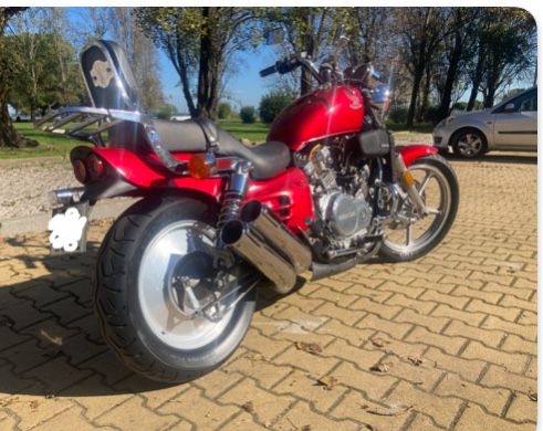 Honda VF700c Supermagna