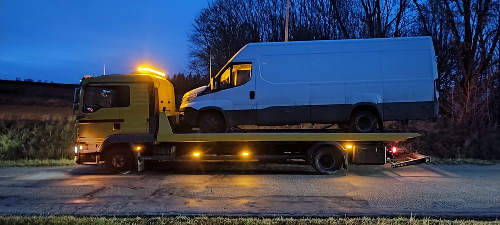 Pomoc Drogowa 24H Autolaweta Holowanie Dostawcze Ciężarowe Autobusy