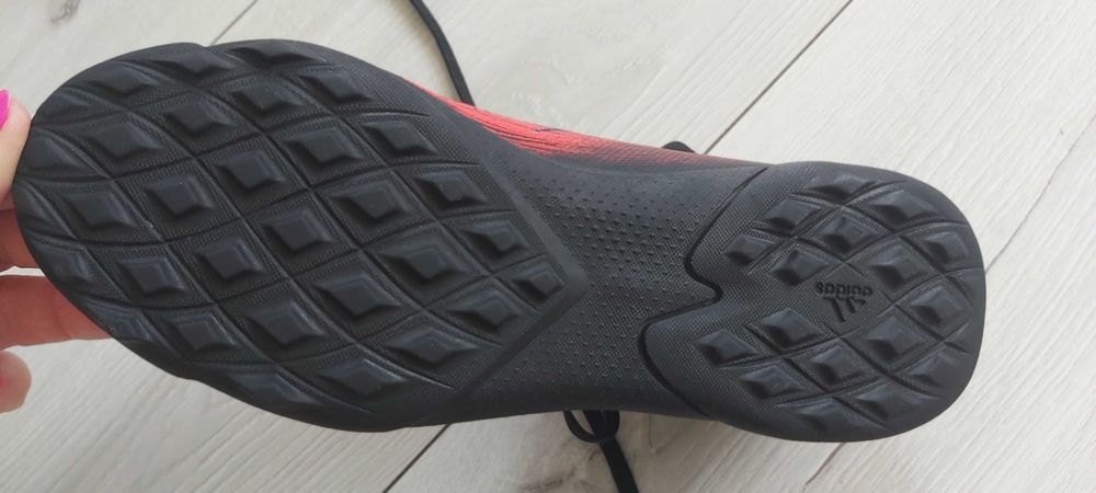 Sprzedam buty Adidas predator rozm 37 1/3
