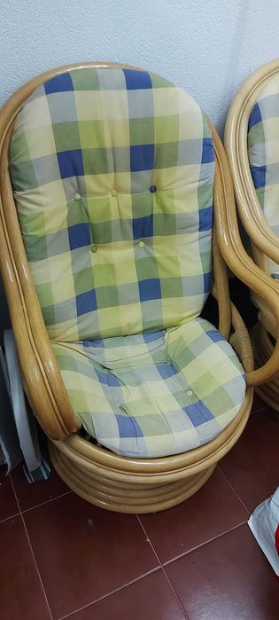 Cadeirões em bom estado