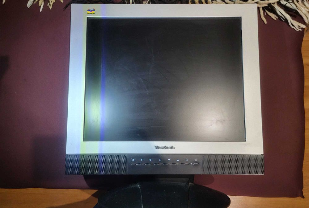 Монітор ViewSonic VX700 (17 дюймів)