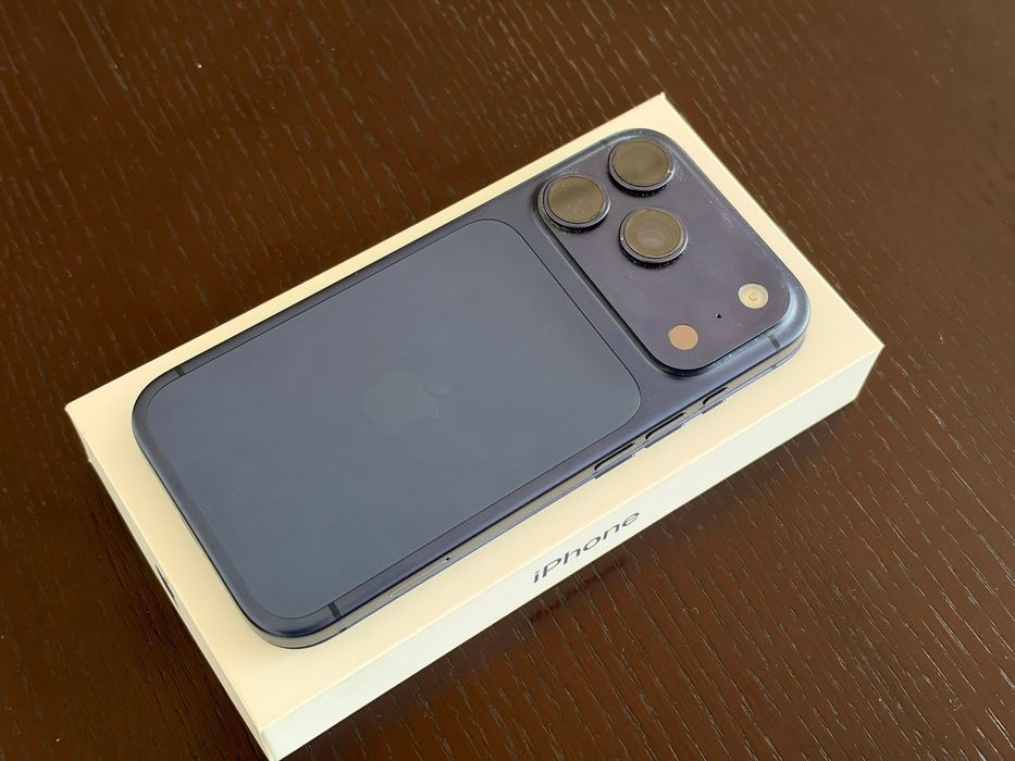 Apple iPhone 17 Pro 1TB Azul – Caixa – Impecável