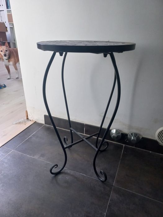 Mesa de apoio exterior