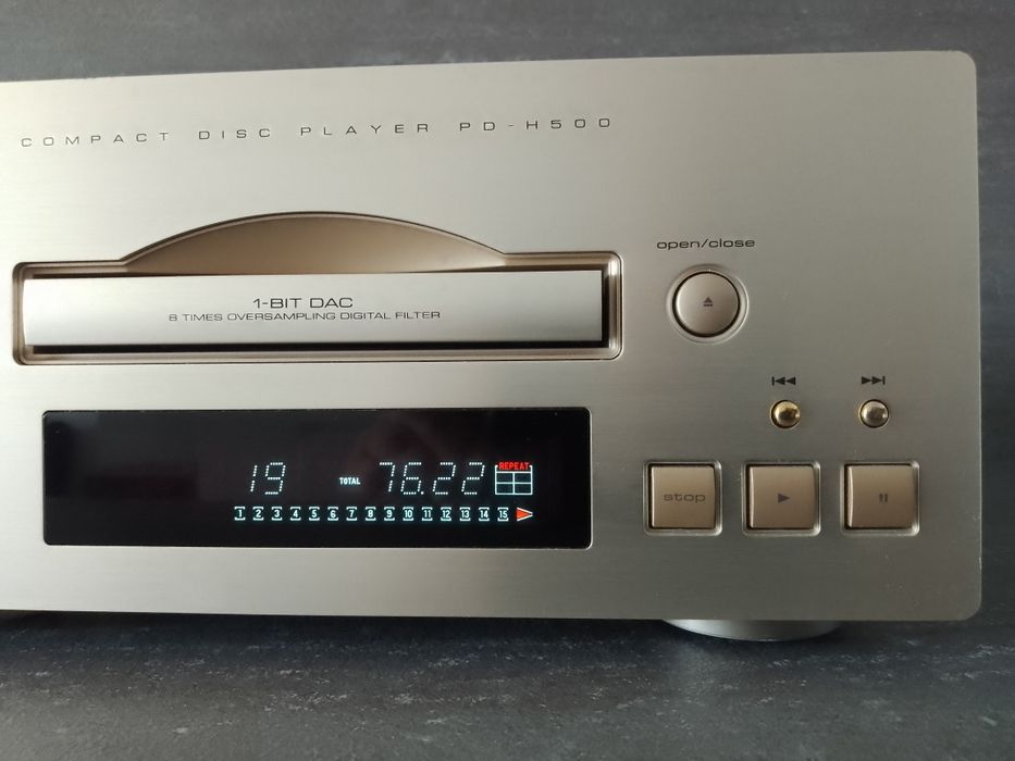 Odtwarzacz CD Teac 500