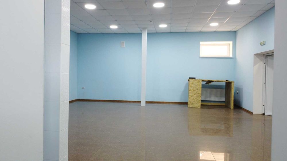 оренда фасадного приміщення на Ближньому Замості