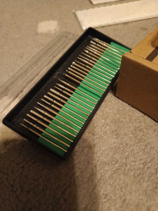 Grawer, mini wiertarka