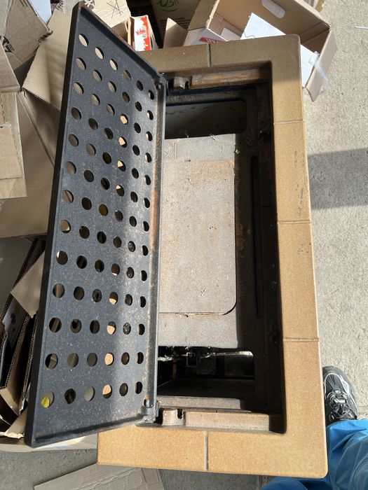 Чудесна німецька пічка-камін