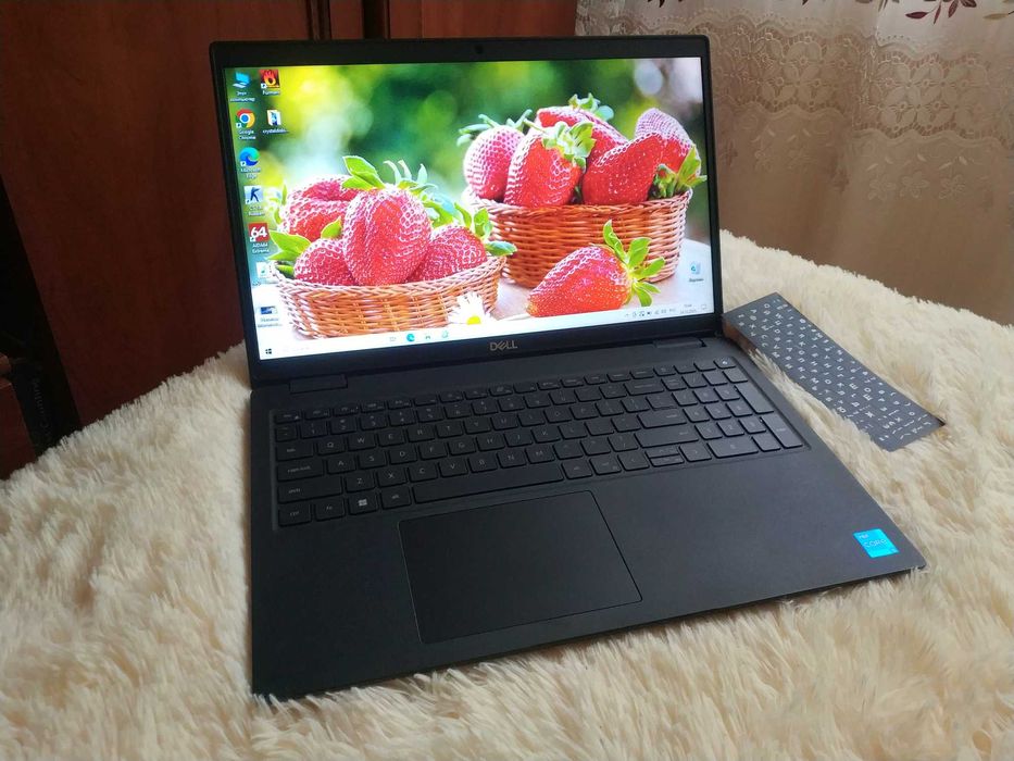 Dell 3520 15.6 i5-1135G7 8gb/SSD 256gb Акб 5ч