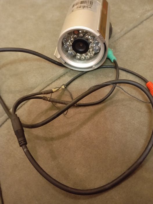 Камера видеонаблюдения б/у не дорого.