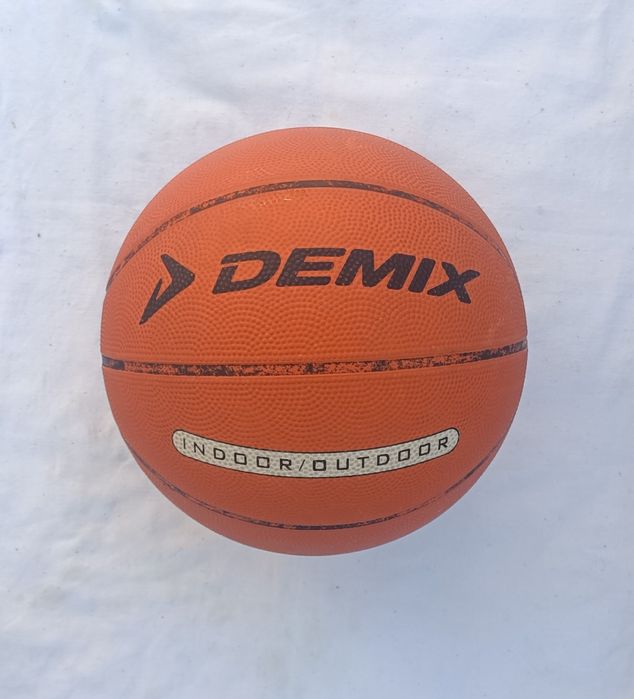 М'яч баскетбольний Demix розмір 7