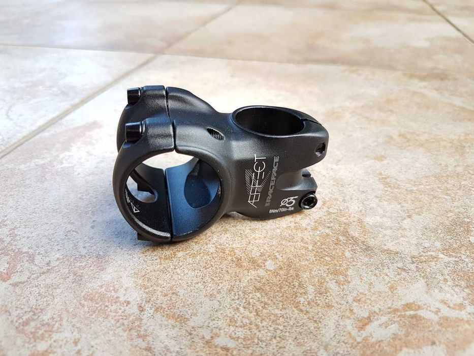 NOWY mostek RaceFace AEFFECT 35, 40mm, +/- 0st
