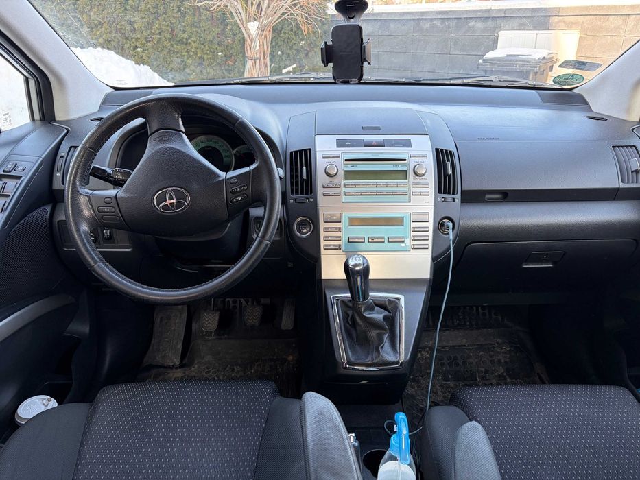 Toyota Corolla Verso 1.8 7 osobowa