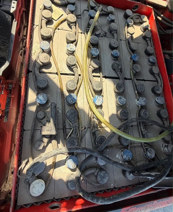 Wózek widłowy elektryczny Linde E16 2017 rok  | Triplex 4,4 m