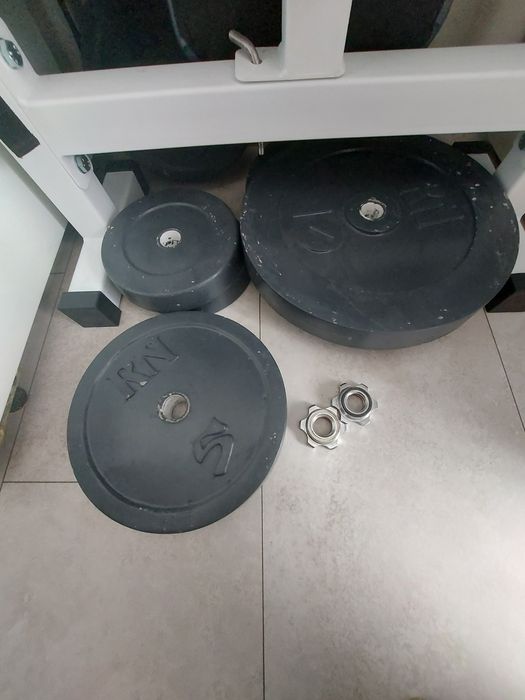 Продам тренажёр лавку  и гриф с блинами