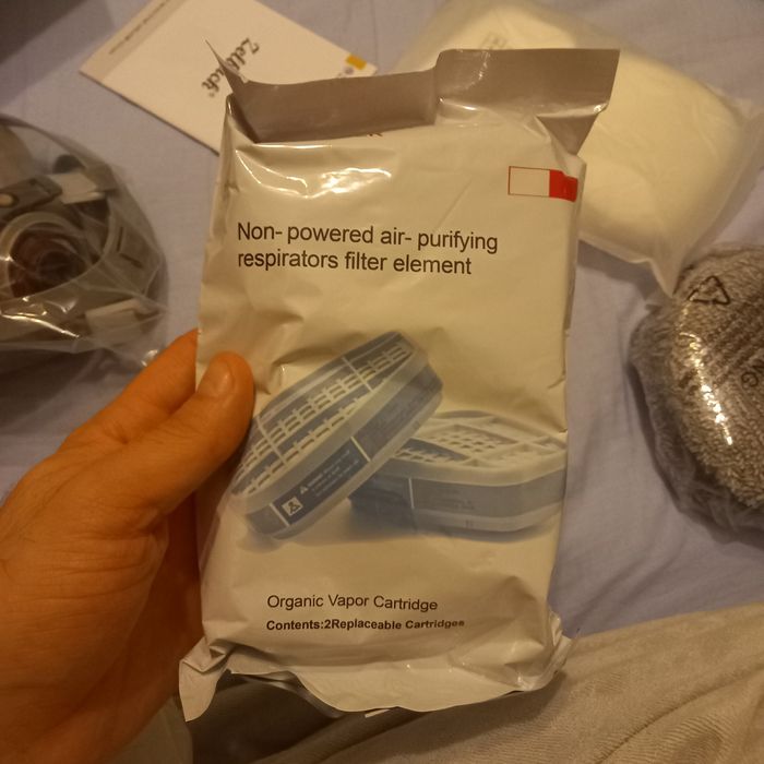 Máscara com óculos de segurança Zelbuck 107