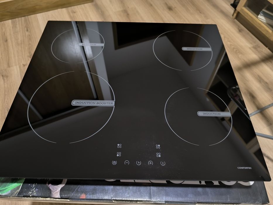 Placa de indução Confortec CFH6244IND 4 zonas – Como nova com garantia