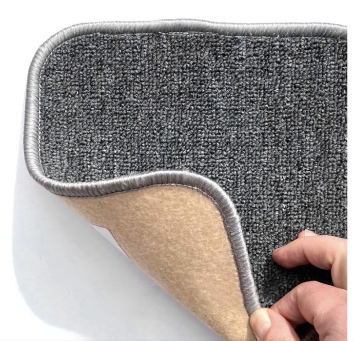 Однотонний ковролін на войлоку Carat і Babil. Петлевий ковролин