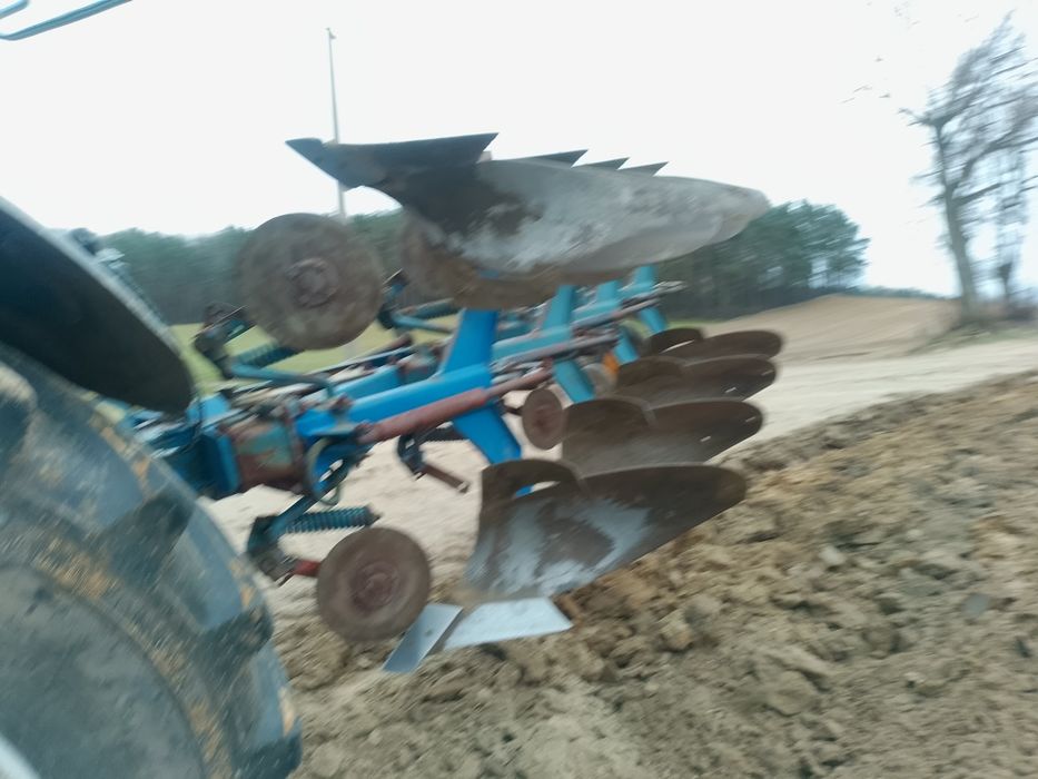 Pług obrotowy overum  kverneland rabe werk