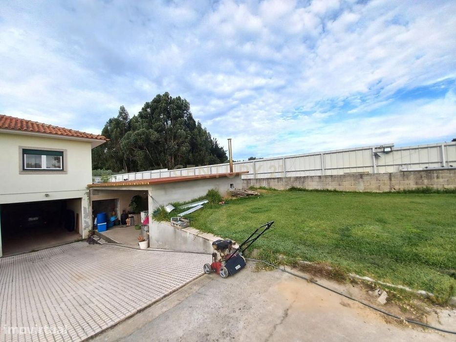 Moradia T3+1 com Vista Panorâmica em Anadia, Aveiro