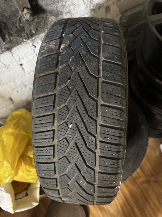 Felfi stalowe z oponami Ford Fiesta MK7. 4x108