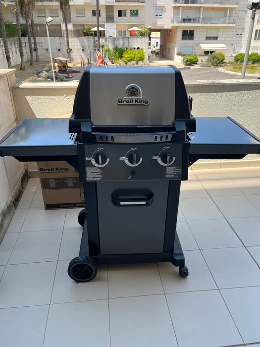 Barbecue Broil King Monarch 320
