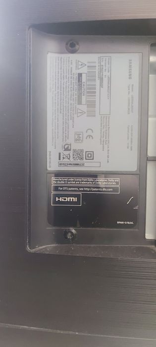 TV Samsung 4K UE55MU8002T uszkodzony.