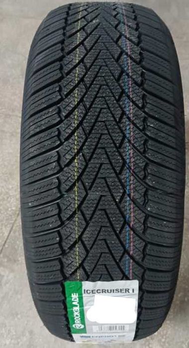 Шина 205/55R16 Зима. Новенькі шини ! Самовивозу нема!