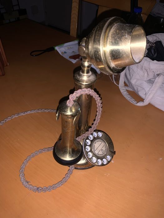 Telefone Antigo a funcionar