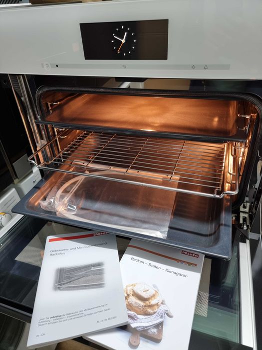 Piekarnik do zabudowy Miele H 6800-60 BP, biały, poj. 49l, Jak nowy