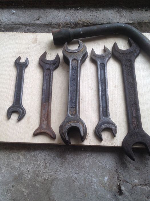 Ключі рожкові шприц для змазки тормозна трубка довга ваз тормозні роз