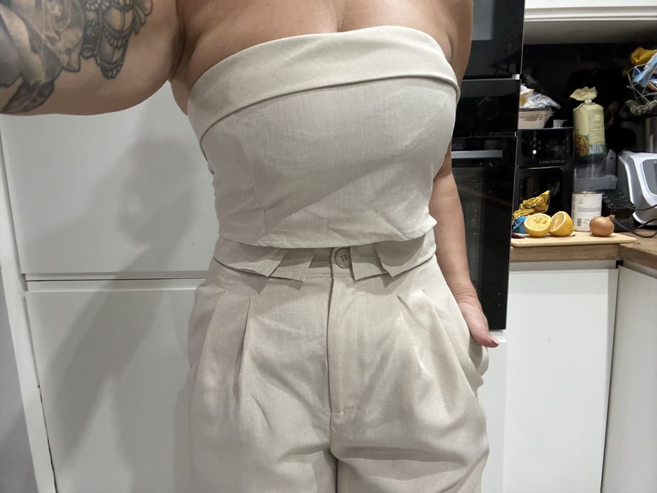 Nowy mini garnitu Shein S top plus spodnie