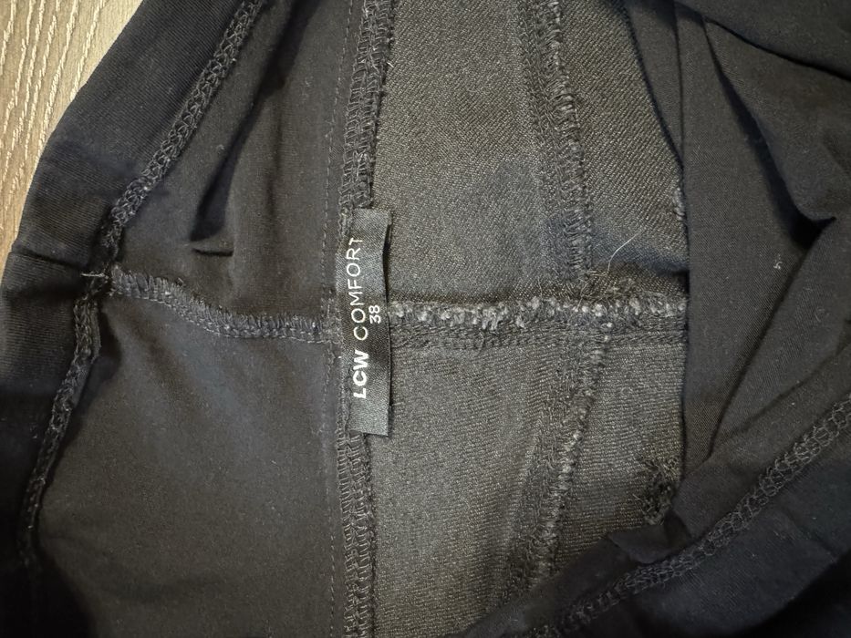 Джинси та спортивні штани для вагітних