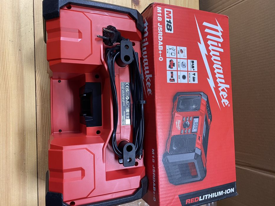 Radio  budowlane  Milwaukee M18 DAB+